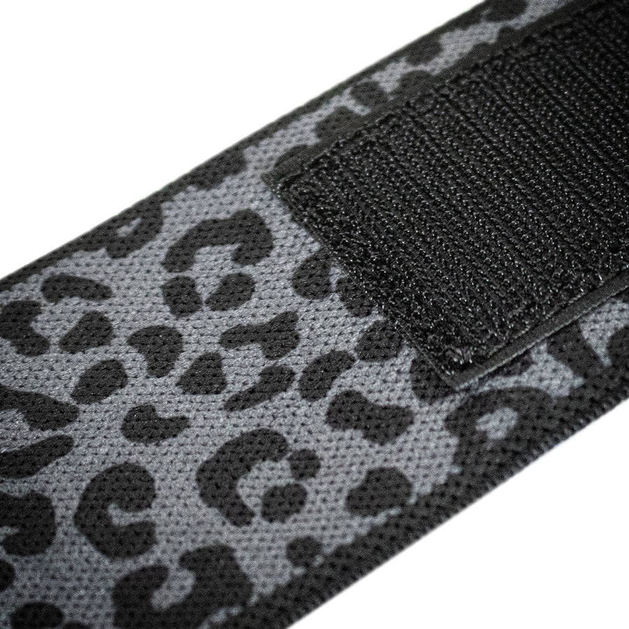 Light Wrist Wraps - Dark Leo Print – 30cm/60cm - Strength Shop