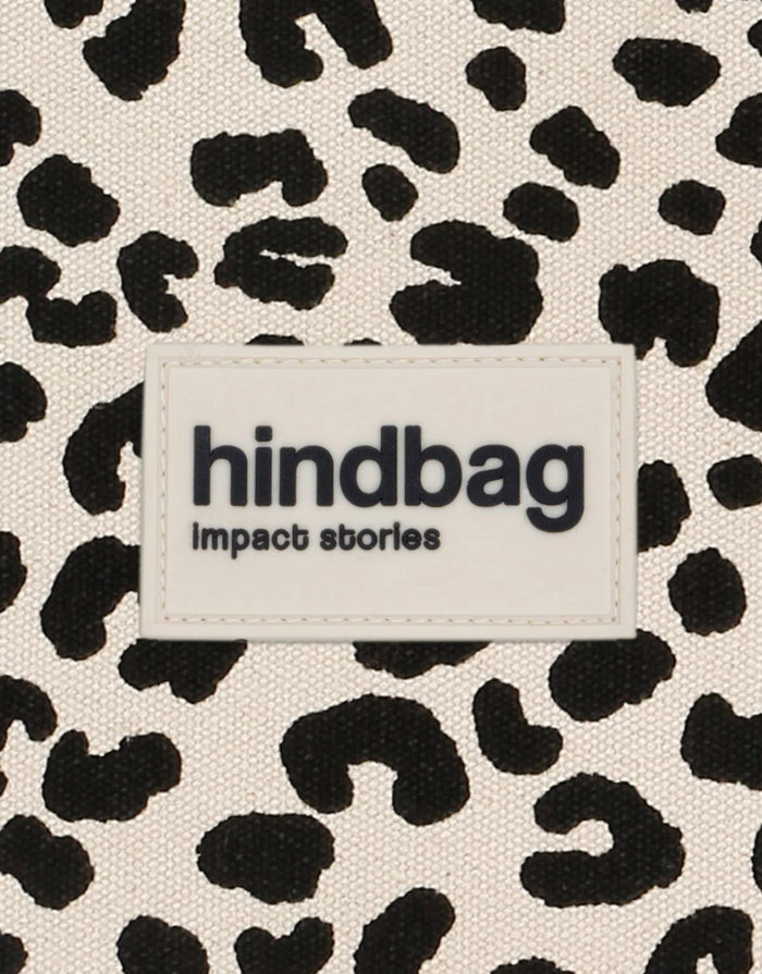 Kosmetiktasche Ema Leo/Ecru von Hindbag – Reißverschluss und robuste Bio-Baumwolle Nahaufnahme