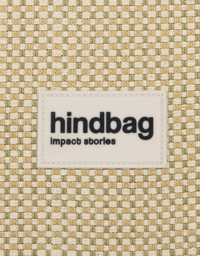 Hindbag Laptophülle Ava S in Naturweiß mit geflochtener GOTS-zertifizierter Bio-Baumwolle und stoßdämpfender Polsterung