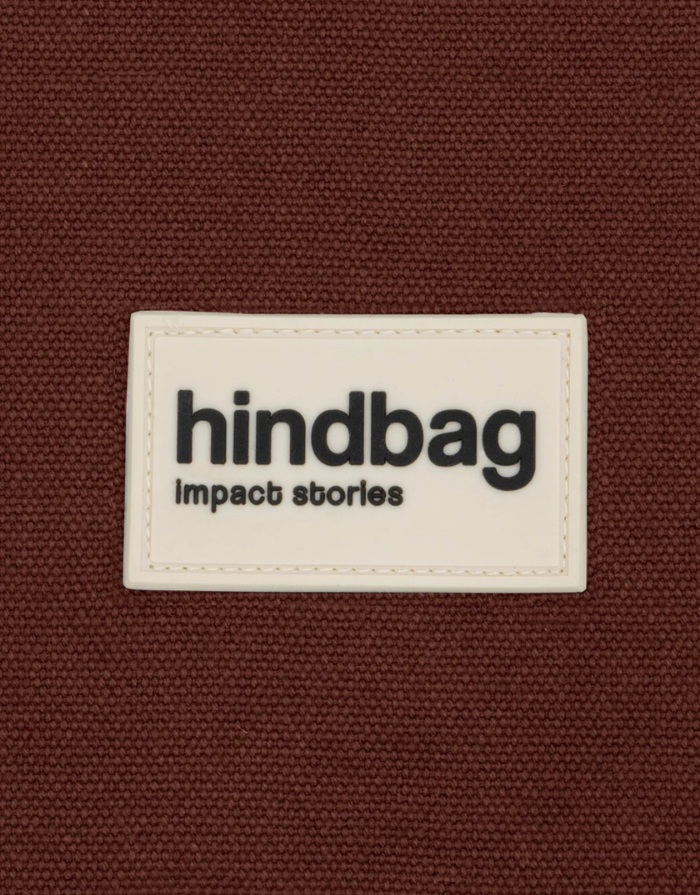 Schlüsselanhänger Côme von Hindbag in Schokobraun – Detailansicht GOTS-zertifizierte Bio-Baumwolle
