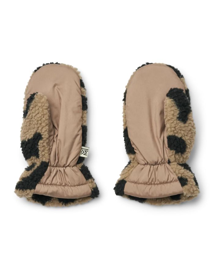 Warme Teddy-Fäustlinge Grethe von Liewood in Mega Leo/Oat Mix, aus 100% recyceltem Polyester gefertigt.