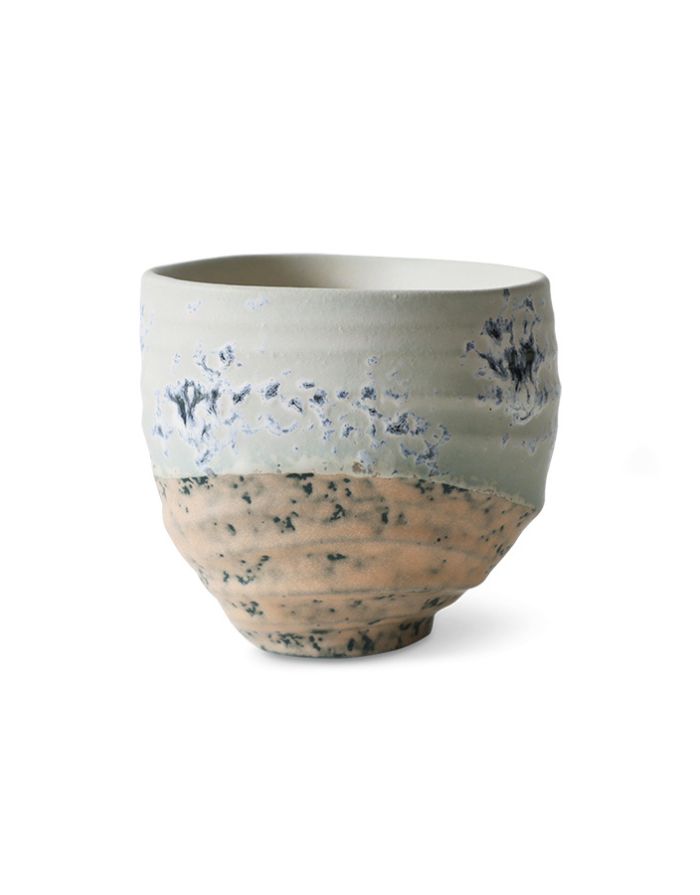 Tasse Artist Fused von hkliving – handbemalte Steinzeug-Tasse im Unikat-Look