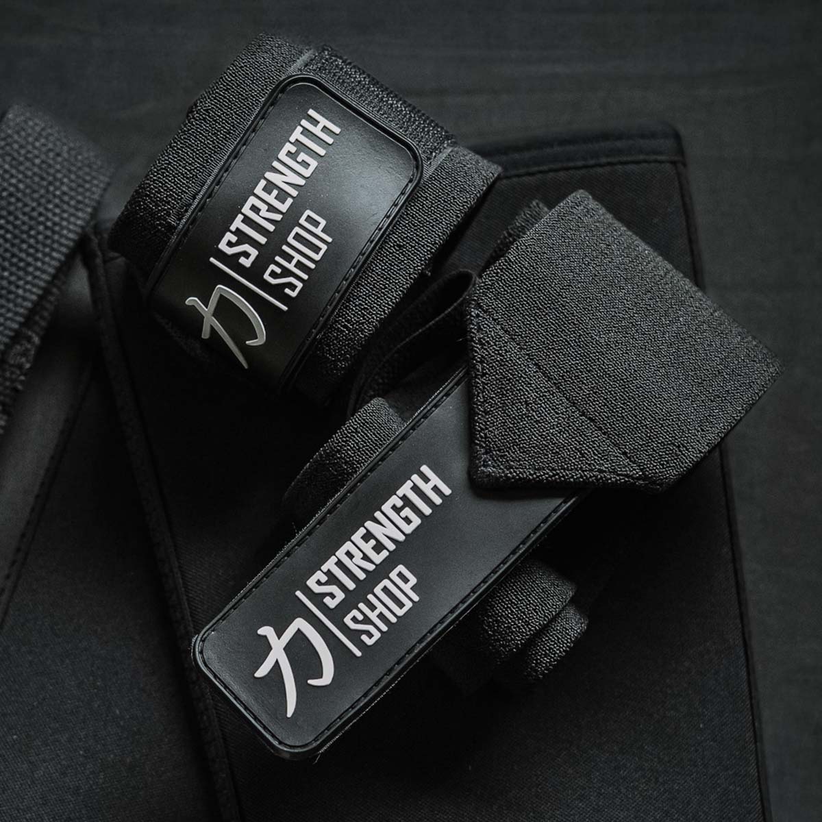 Medium Wrist Wraps, Black, 30CM/60CM - IPF Approved - Strength Shop
