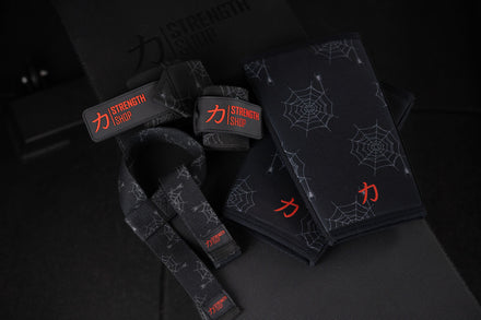 Medium Wrist Wraps, Spider print - IPF Approved, 30cm/60cm - Strength Shop